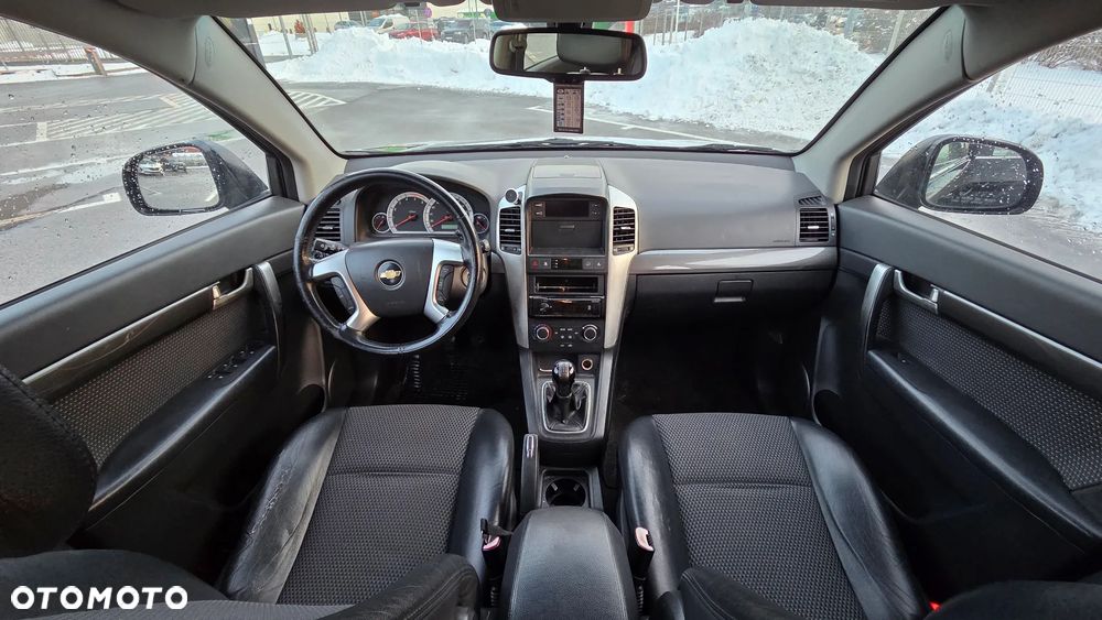 Chevrolet Captiva 2.0 d LT base 5os - 16