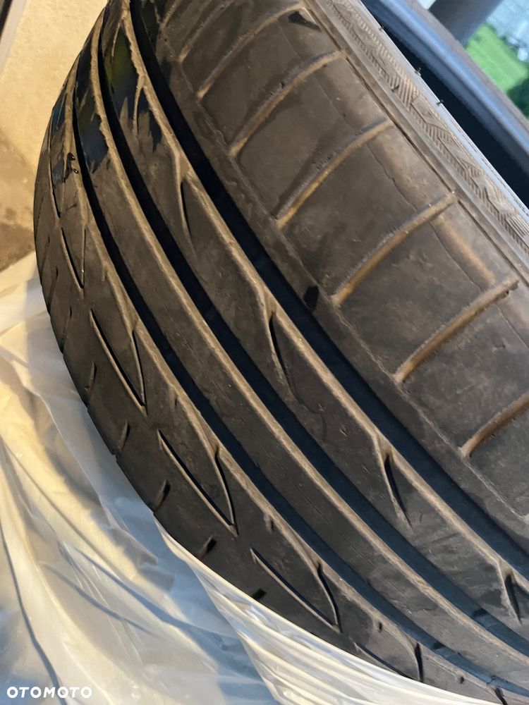 Opony Bridgestone Potenza R19 225/40 255/35 - 1
