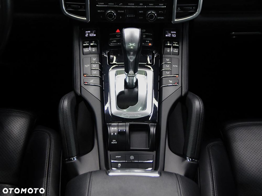 Porsche Cayenne S Tiptronic S - 22