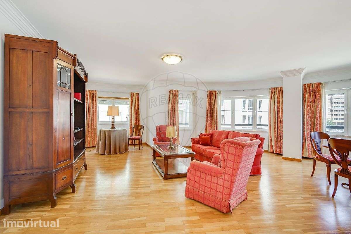 Apartamento T2 para arrendamento - Grande imagem: 2/24