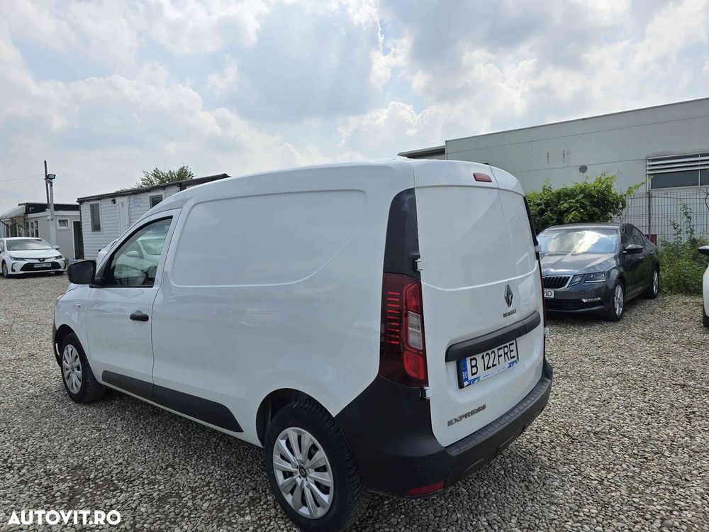 Renault Express - 6