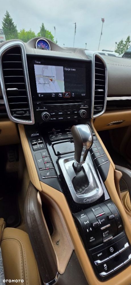 Porsche Cayenne - 37