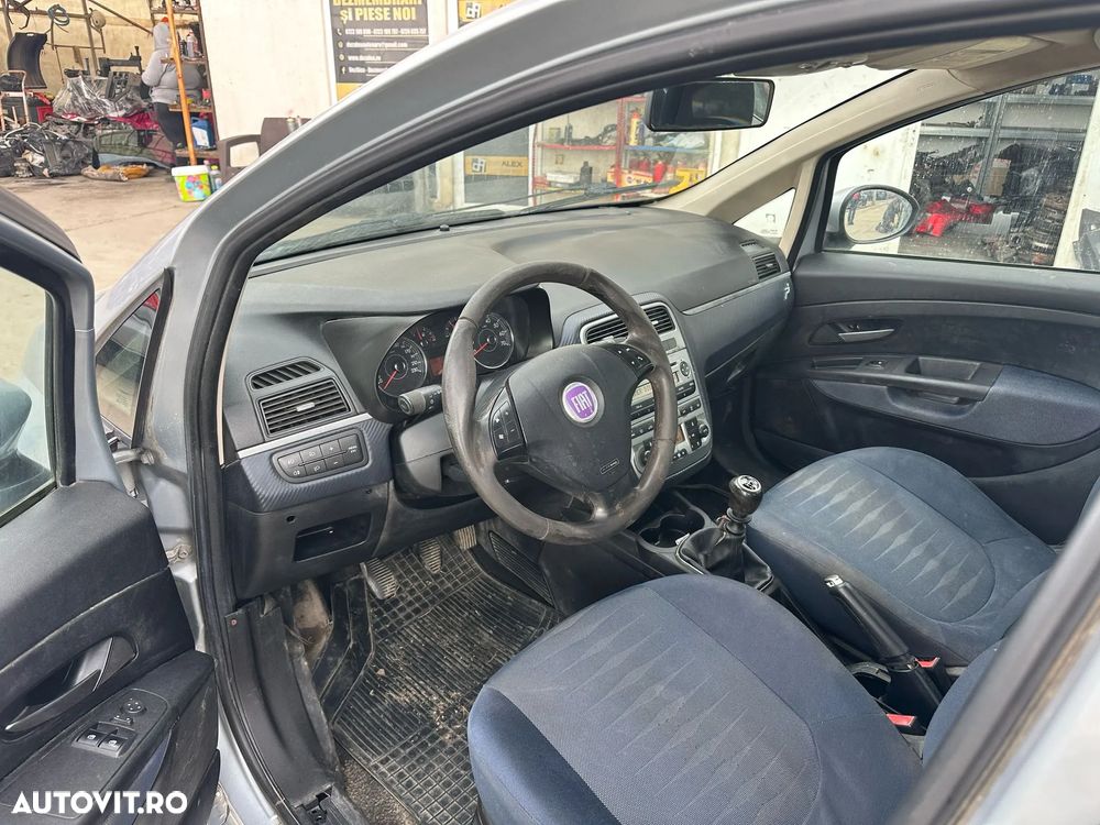 Dezmembrari Fiat Grande Puneto 2007 1.4 16v - 4