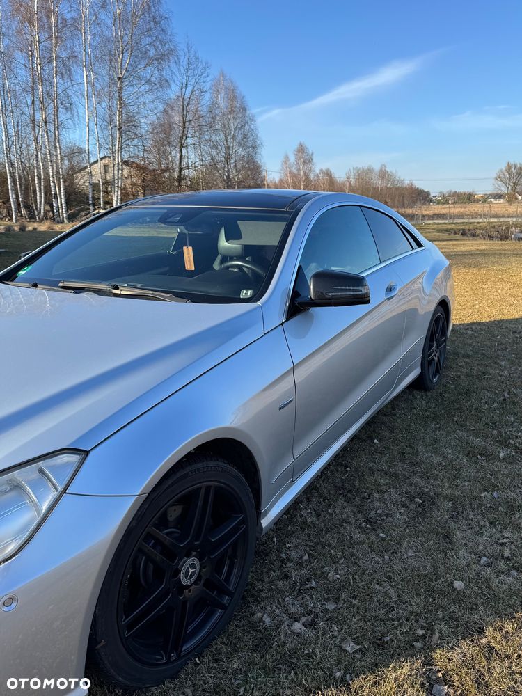 Mercedes-Benz Klasa E 350 CDI DPF BlueEFFICIENCY 7G-TRONIC Avantgarde - 6