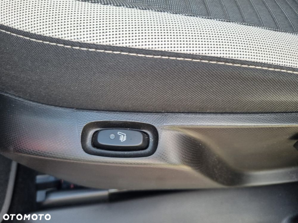 Renault Twingo SCe 70 Start&Stop LIMITED - 10