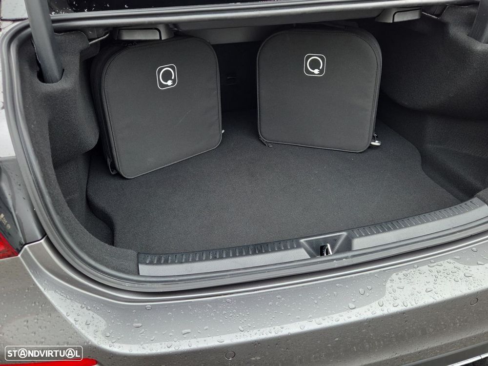 Mercedes-Benz A 250 Limousine e Progressive - 23