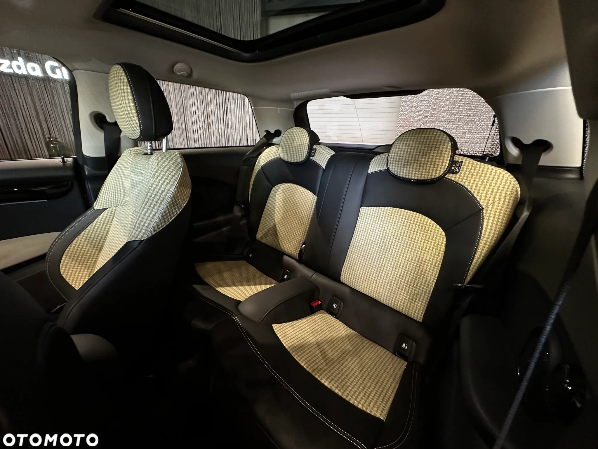 MINI Cooper SE - 17