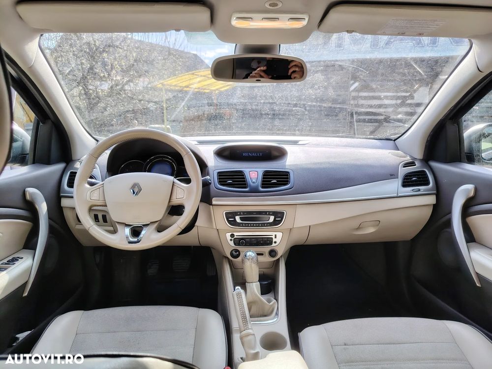 Renault Fluence 1.6 Dynamique - 9