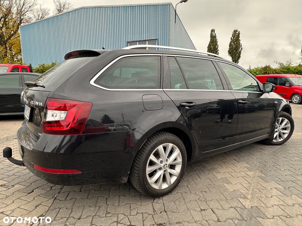 Skoda Octavia 2.0 TDI DSG L&K - 11