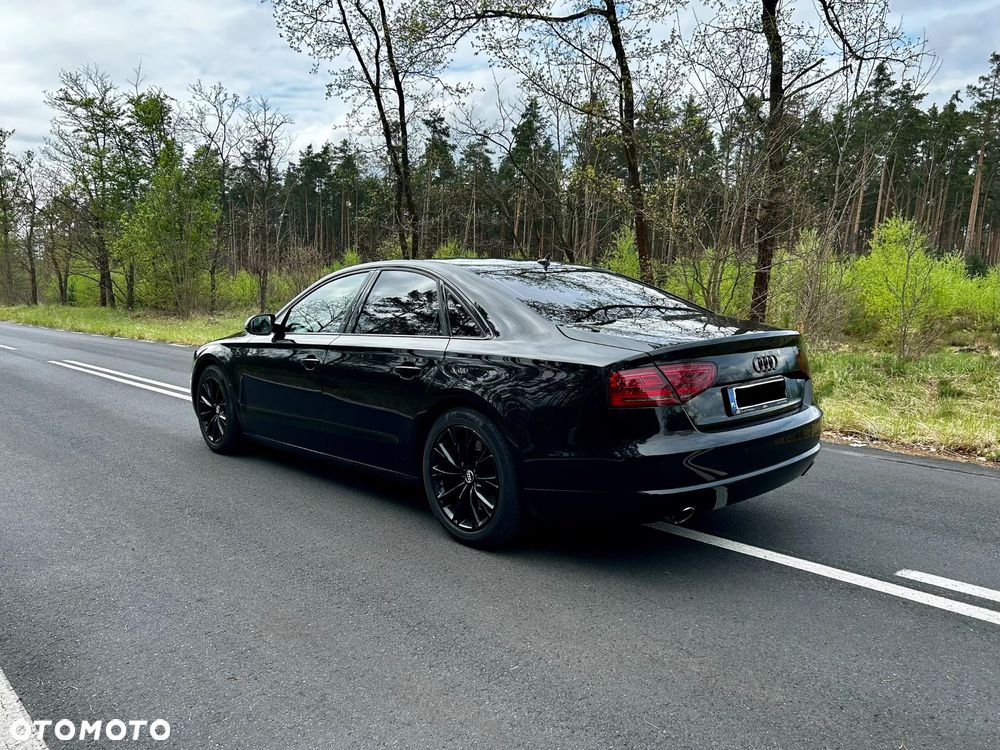 Audi A8 - 7