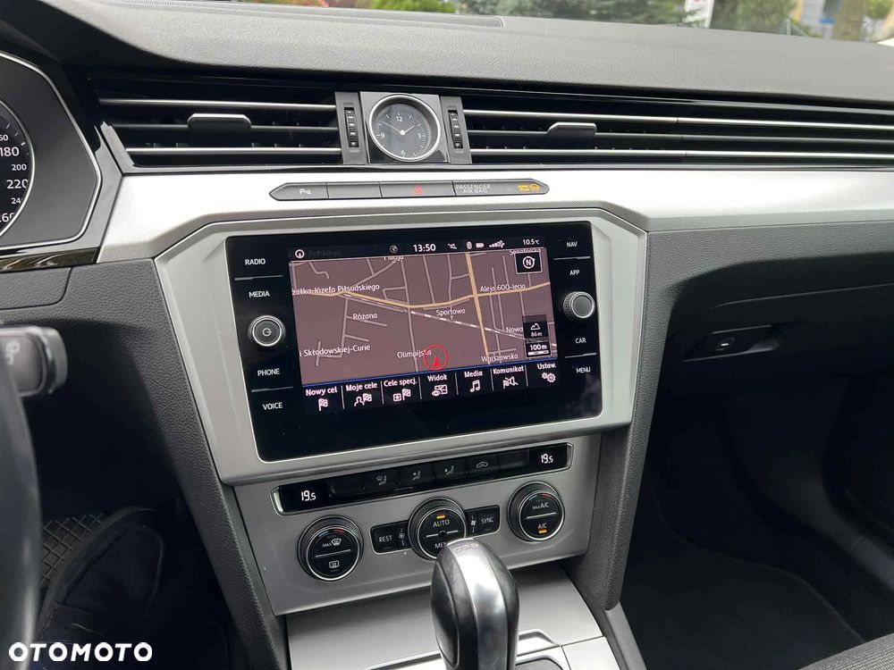 Volkswagen Passat 2.0 TDI BMT Comfortline DSG - 24