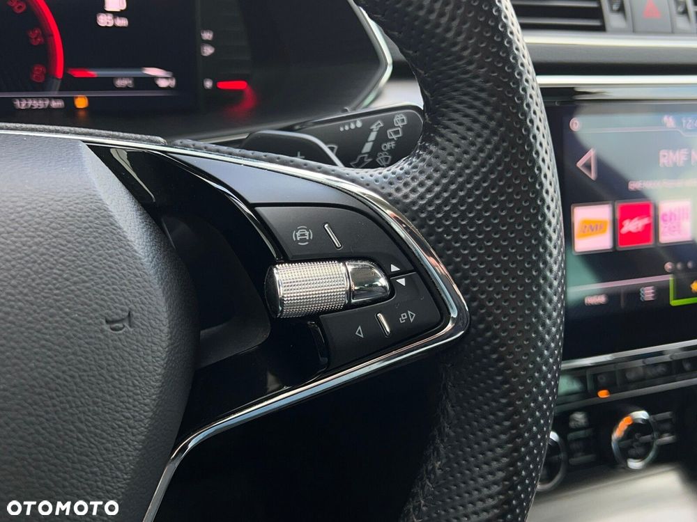 Skoda Superb 2.0 TDI SCR Style DSG - 23