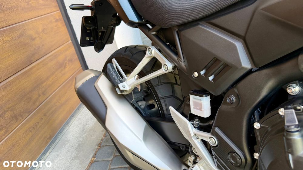 Honda NX - 13