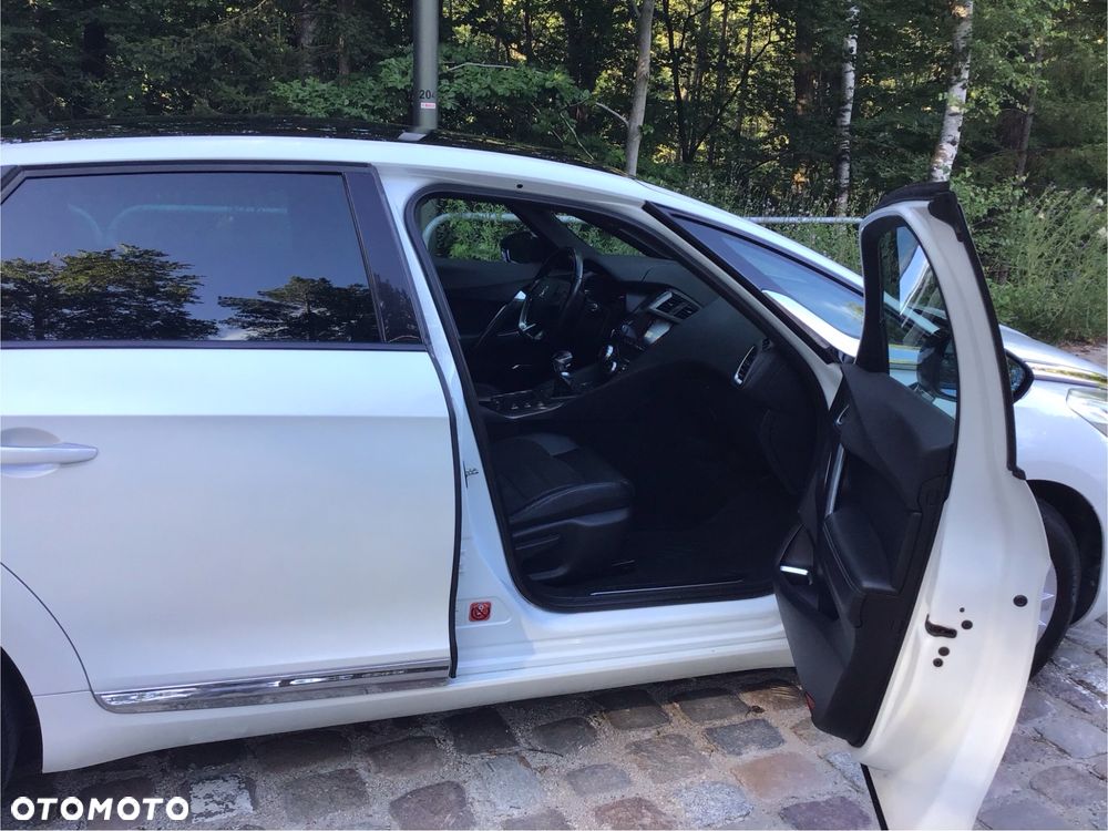 DS Automobiles DS 5 - 21