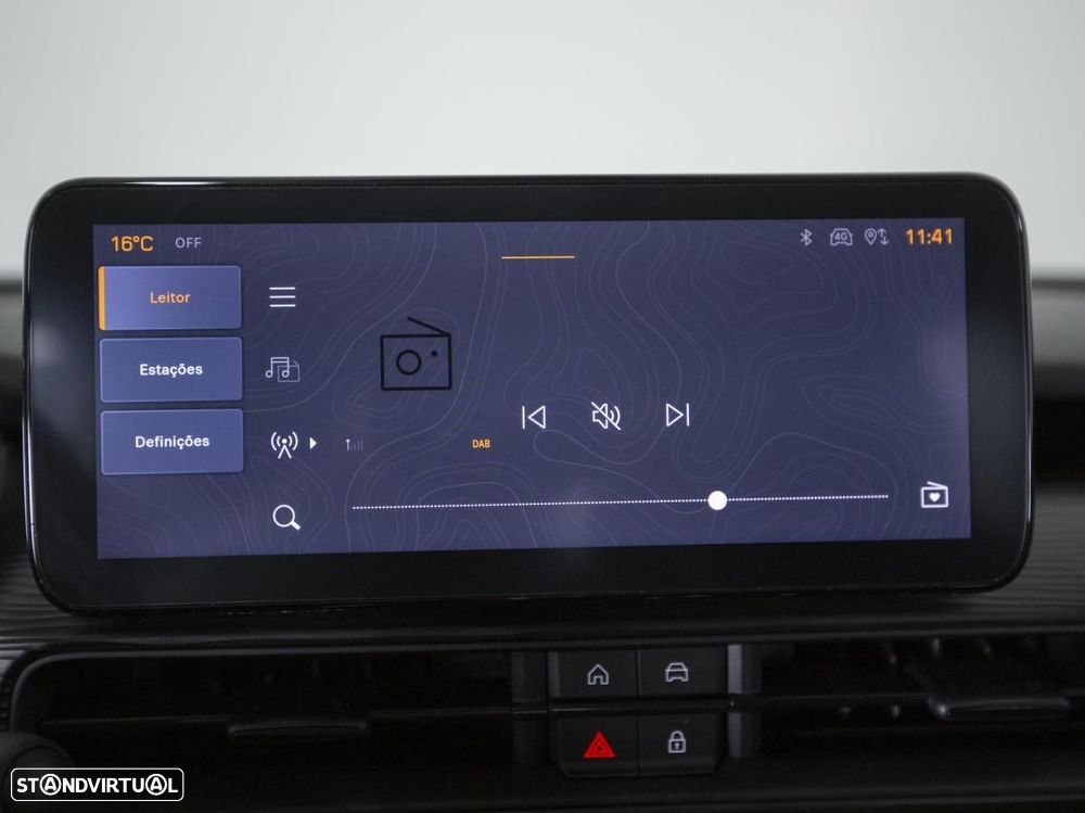 Jeep Avenger 1.2 GSE T3 Turbo-Benzin GDI Altitude - 29