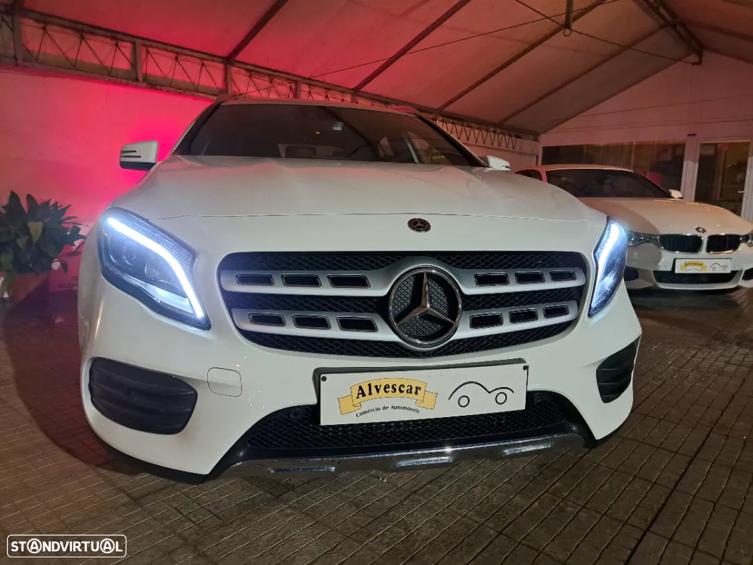Mercedes-Benz GLA 180 d AMG Line - 31