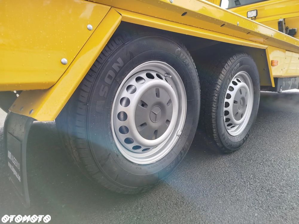Mercedes-Benz SPRINTER - 10