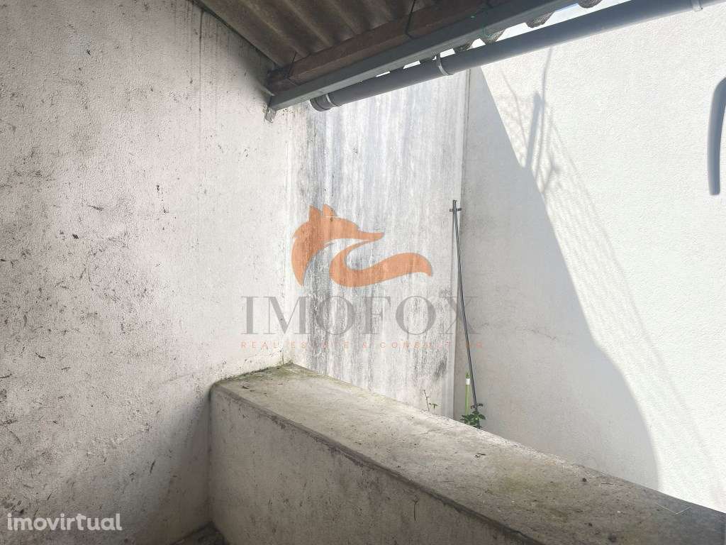 Moradia com 4 quartos e garagem no centro da vila de Avô (Oliveira ... - Grande imagem: 4/23