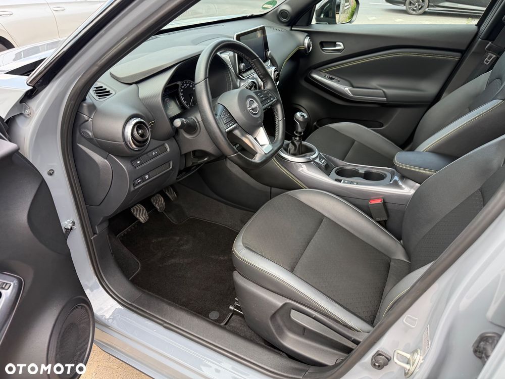 Nissan Juke 1.0 DIG-T Kiiro - 13