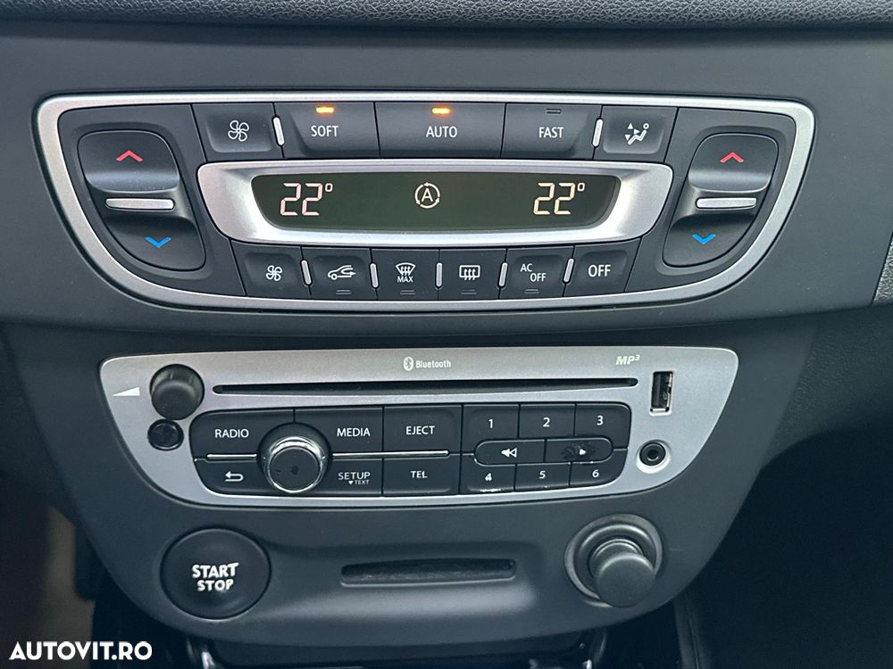 Renault Megane ENERGY dCi 110 Start & Stop Bose Edition - 28