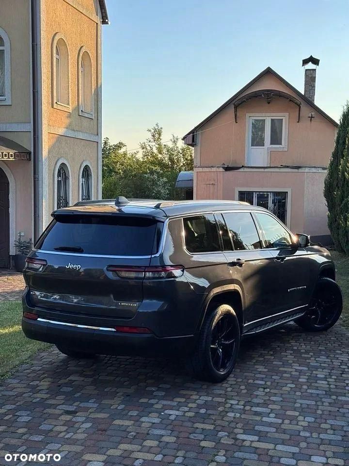 Jeep Grand Cherokee - 8