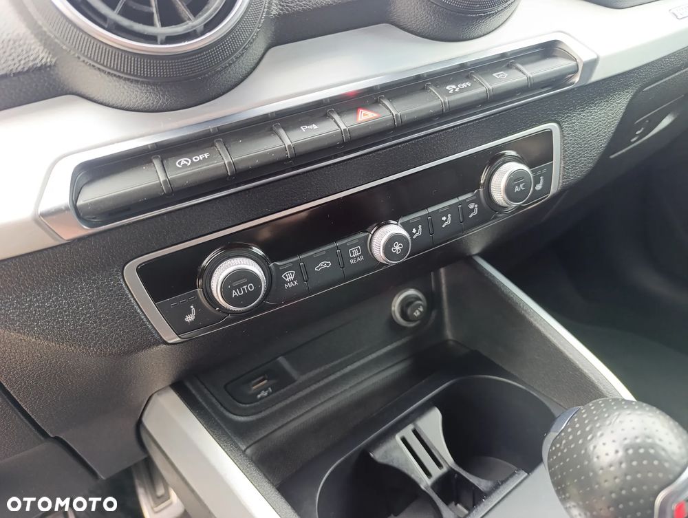 Audi Q2 35 TFSI S tronic S line - 22