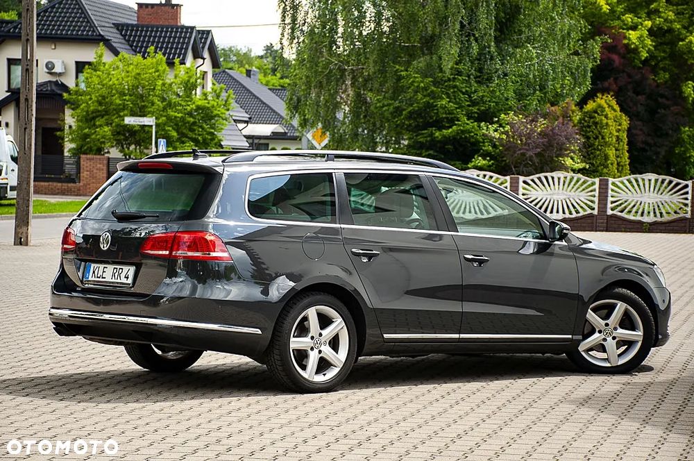 Volkswagen Passat Variant 2.0 TDI 4Mot Highline - 11