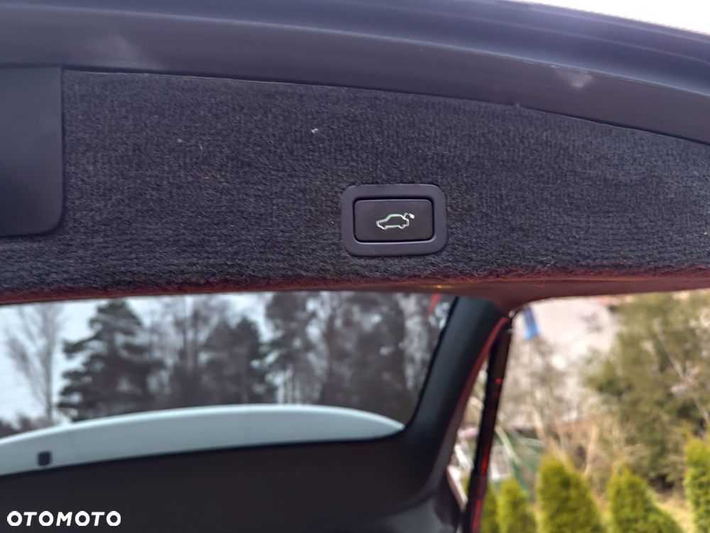 Volvo XC 60 D4 AWD Geartronic Momentum - 23