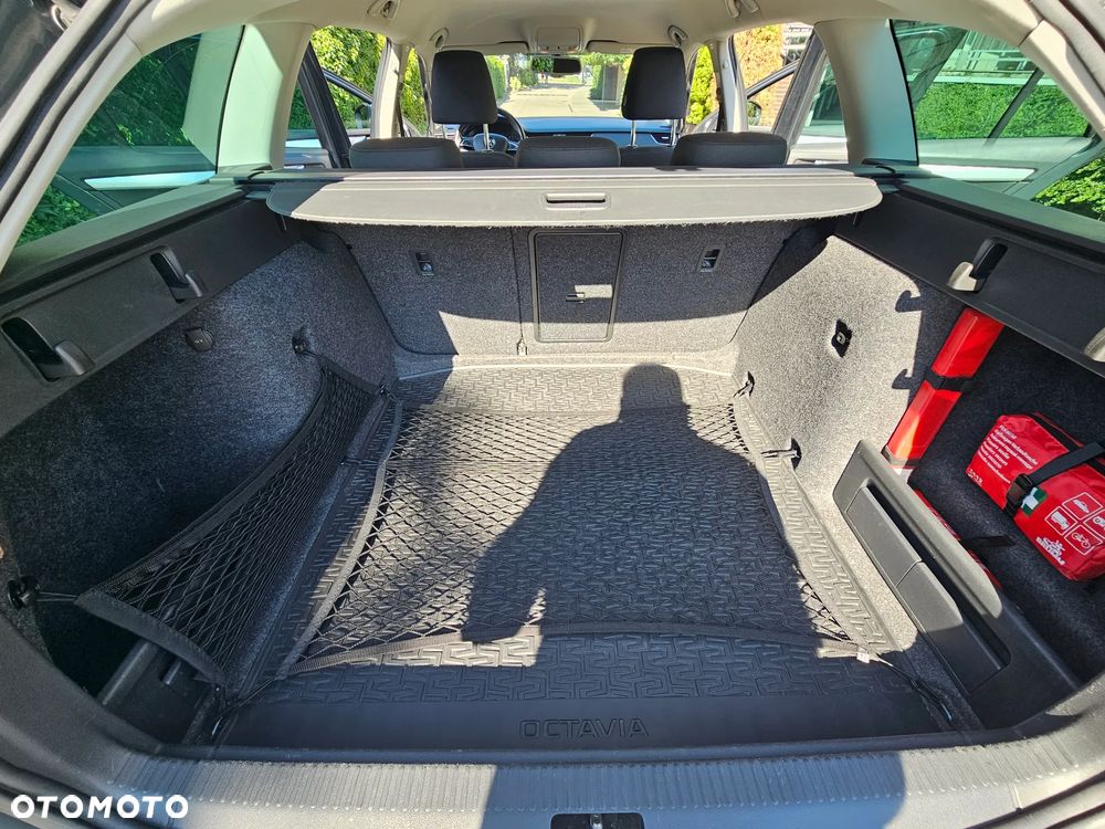 Skoda Octavia 2.0 TDI Style - 12