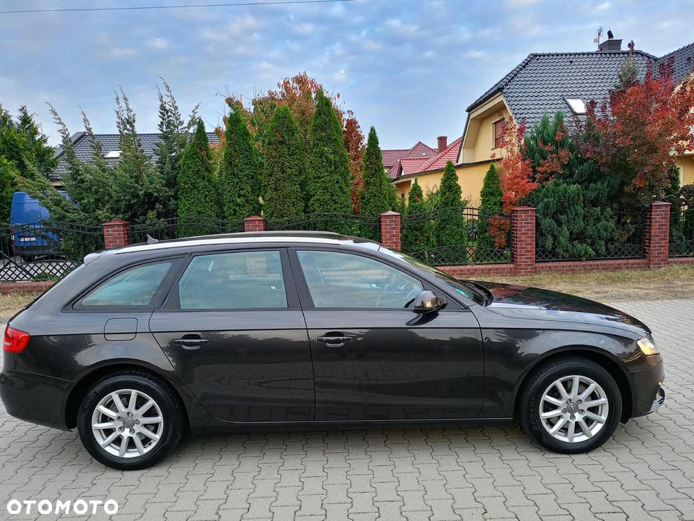 Audi A4 Avant - 4