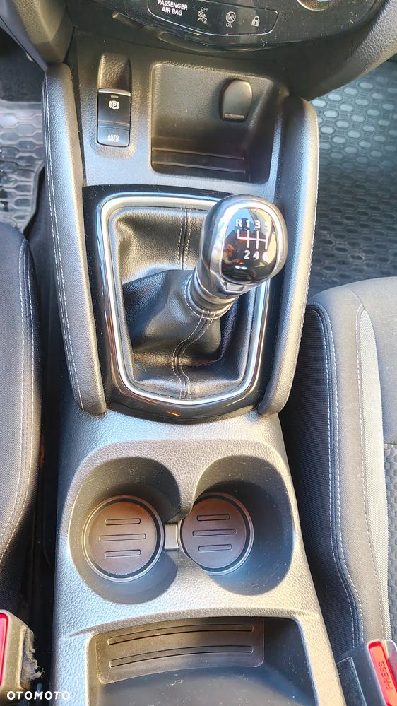 Nissan Qashqai 1.7 dCi ALL-MODE 4x4i N-CONNECTA - 26