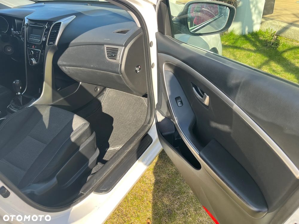 Hyundai i30 1.4 Classic - 11