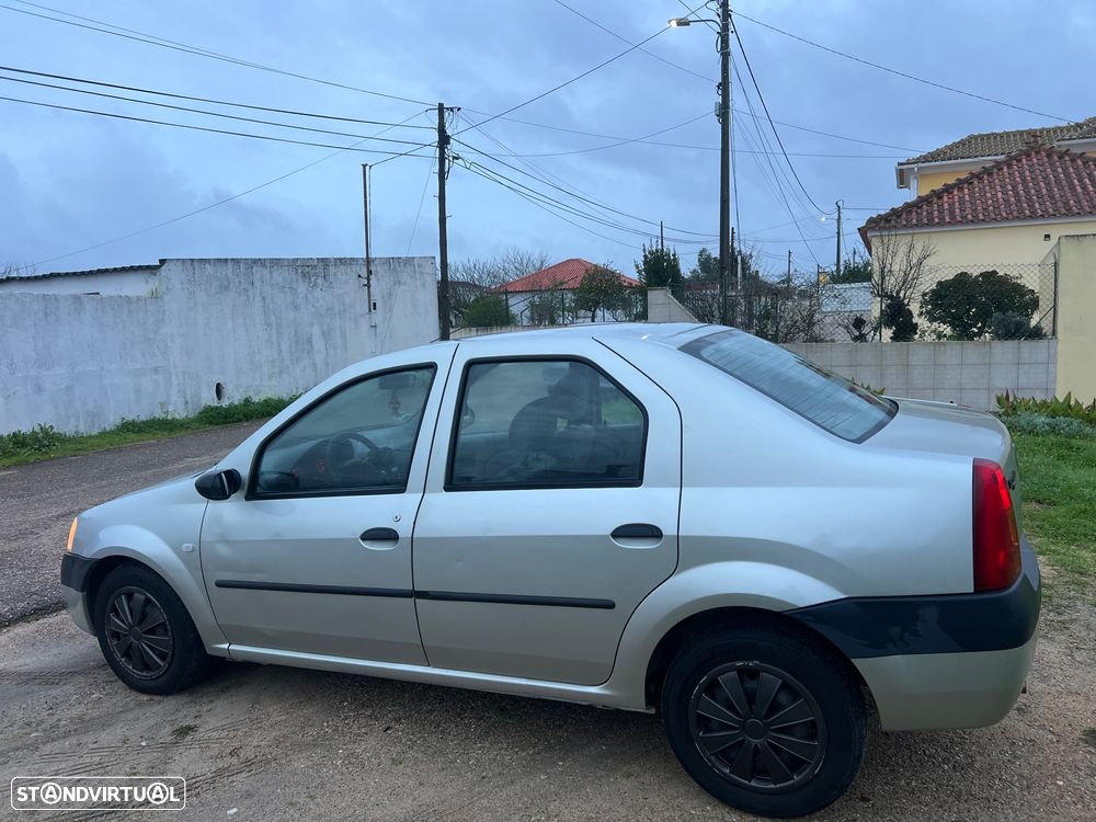 Dacia Logan 1.6 Laureate - 6