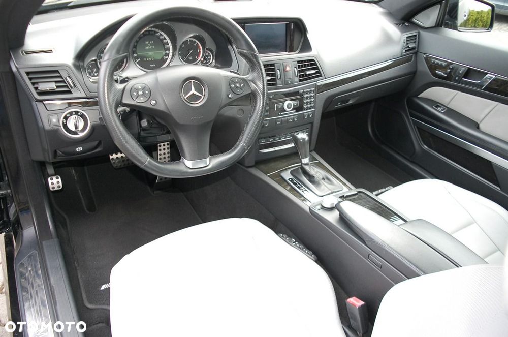 Mercedes-Benz Klasa E - 22