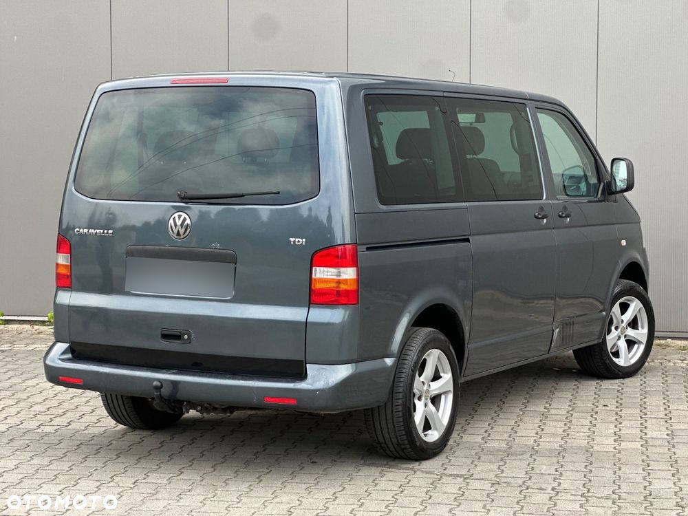 Volkswagen Caravelle - 4