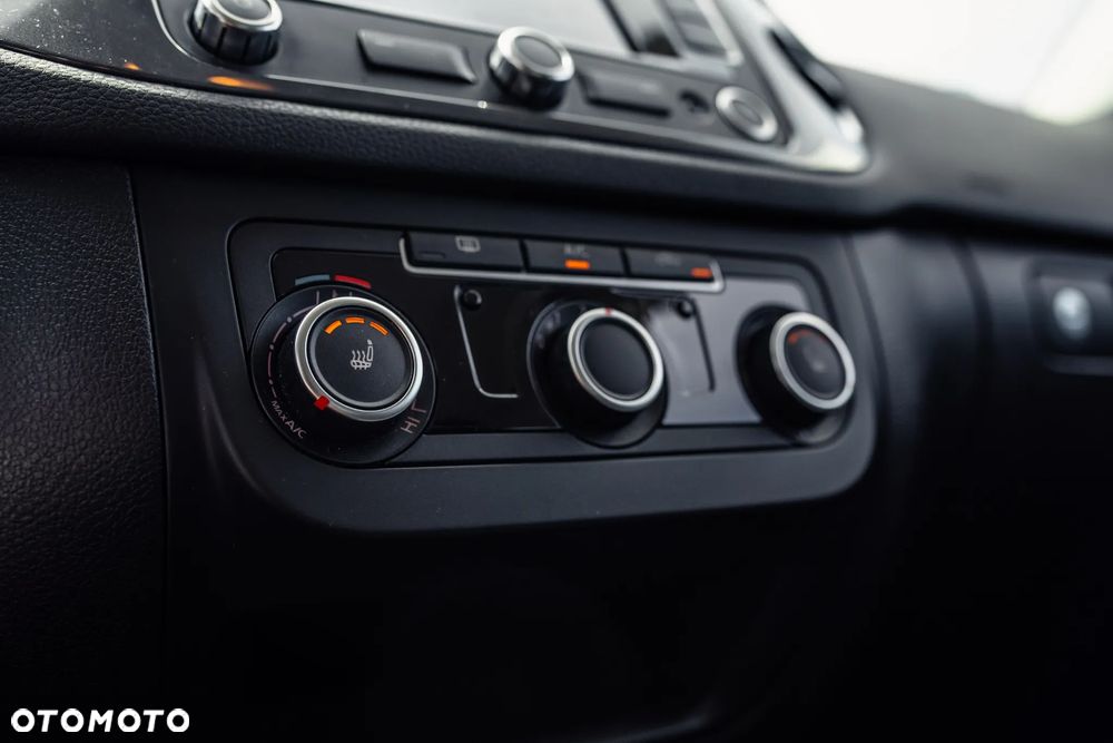 Volkswagen Tiguan 1.4 TSI BlueMotion Technology Exclusive - 33