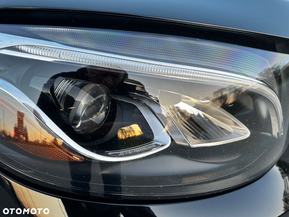 Mercedes-Benz GLC 300 4-Matic - 9