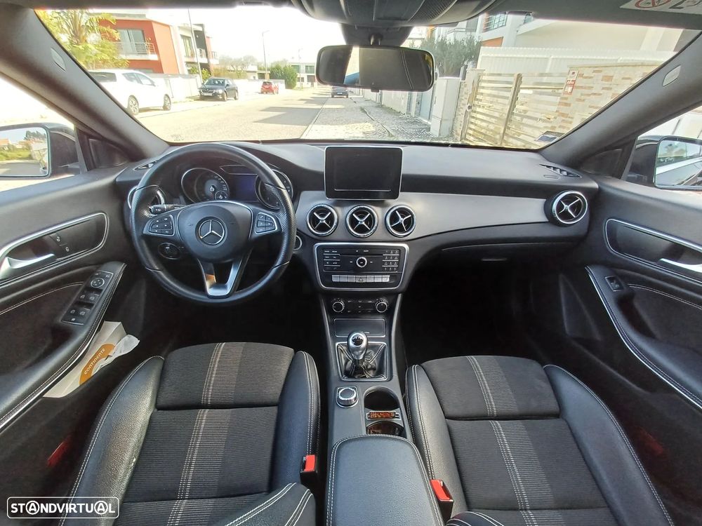 Mercedes-Benz CLA 180 d Peak Edition - 18