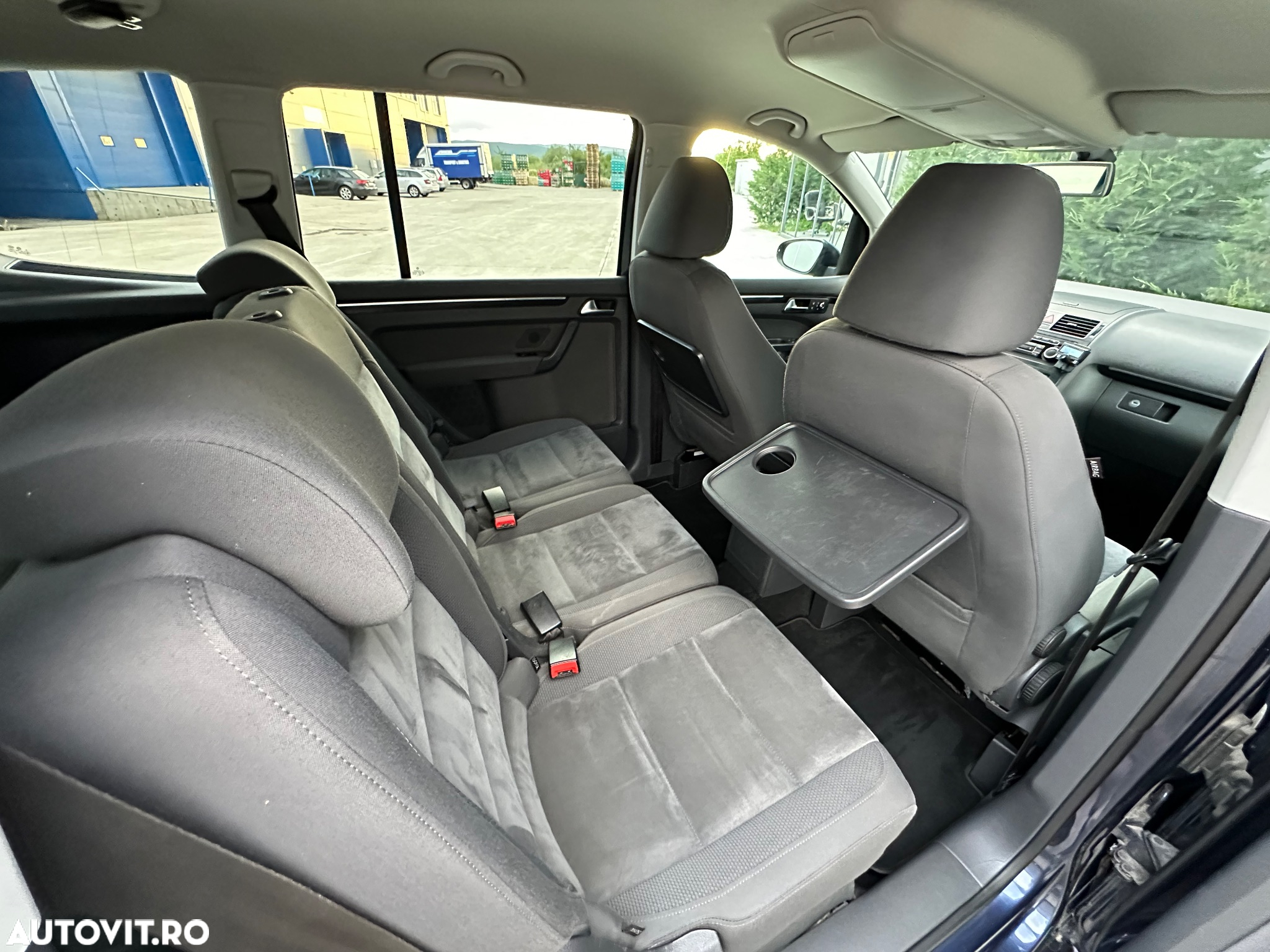 Volkswagen Touran 2.0 TDI DPF Highline - 18