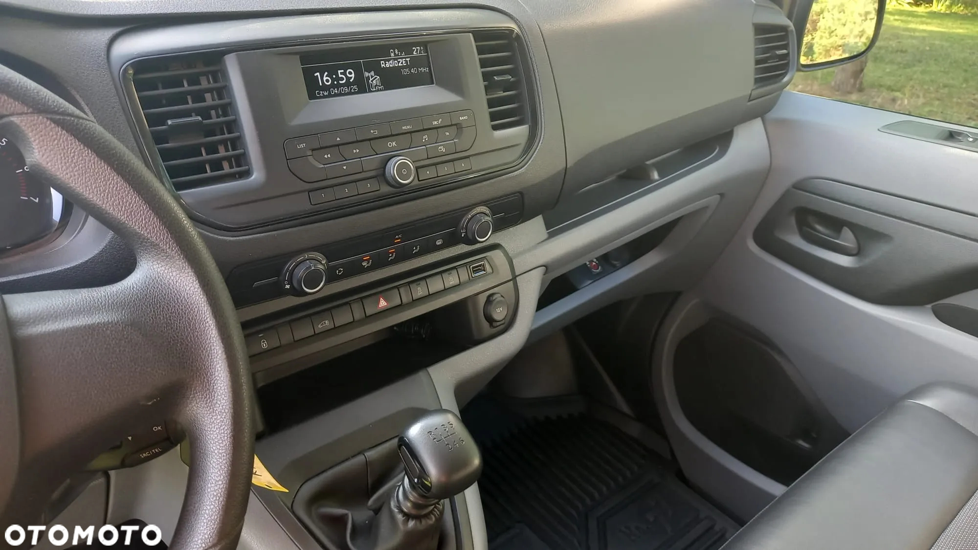 Opel Vivaro - 13