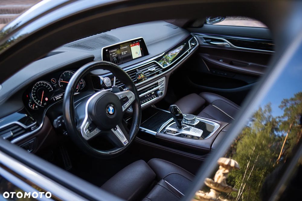 BMW Seria 7 - 20