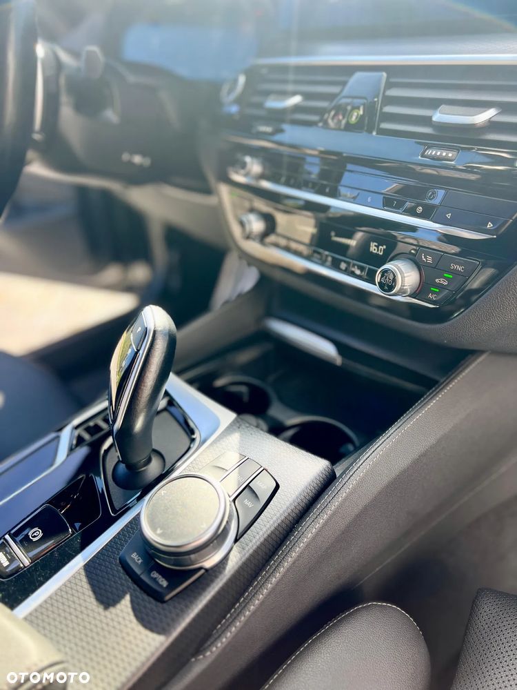 BMW Seria 5 - 17