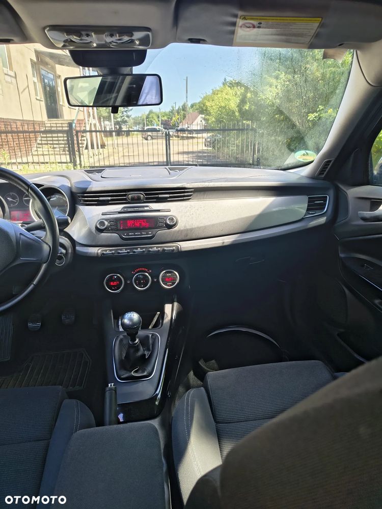 Alfa Romeo Giulietta 1.4 TB 16V Business - 3