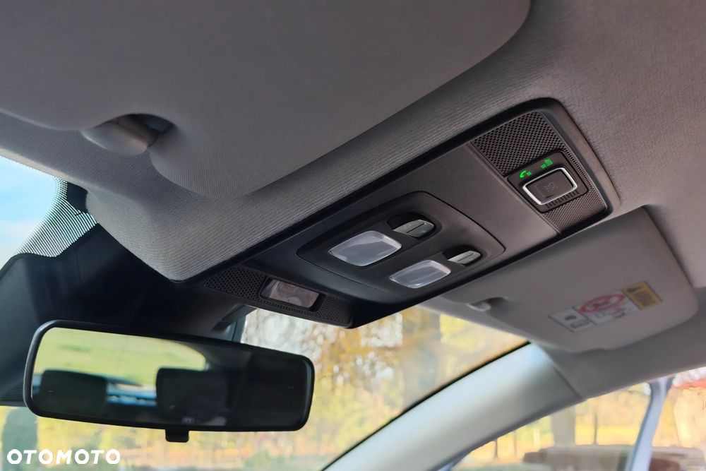 Renault Clio 1.0 TCe Evolution - 29