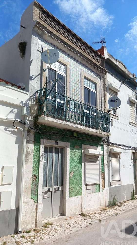Moradia geminada T3 em Barreiro e Lavradio de 70 m2 - Grande imagem: 2/5