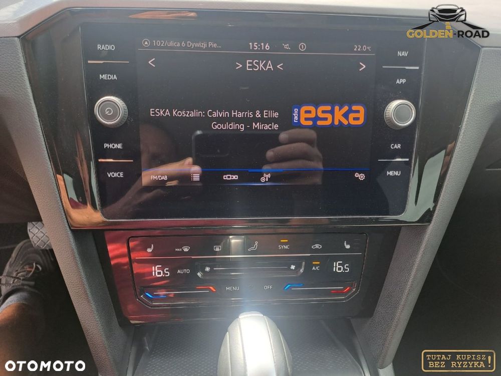Volkswagen Passat - 16