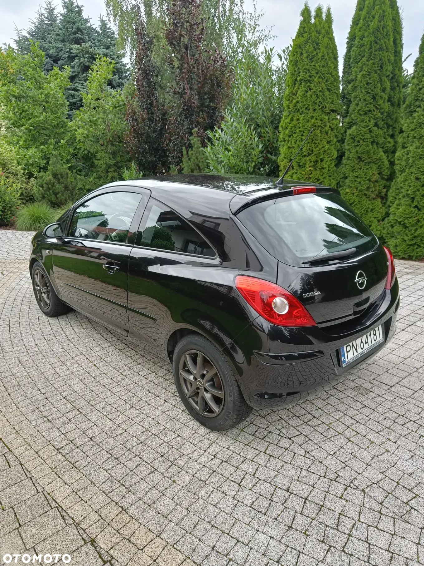 Opel Corsa 1.2 16V Cosmo - 3