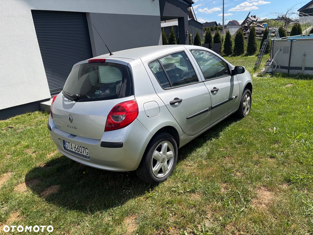Renault Clio 1.5 dCi 70 Expression - 1