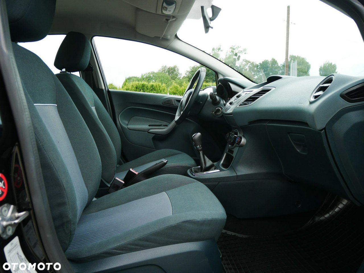 Ford Fiesta 1.25 Ambiente - 23