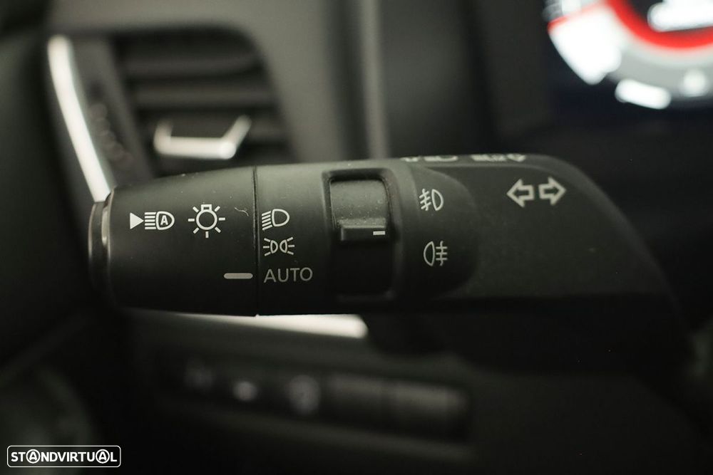 Nissan Qashqai 1.3 DIG-T N-Connecta LED Xtronic - 17